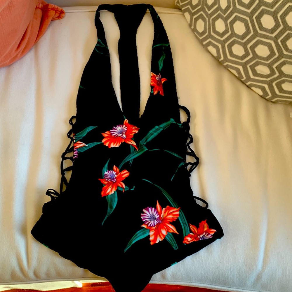 Indah one piece